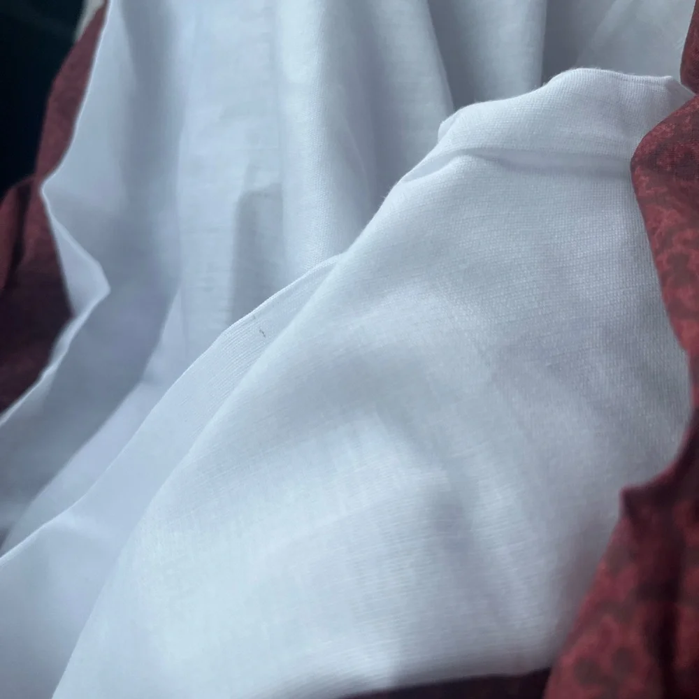 Red Print queen size Bedskirt/ Firm price